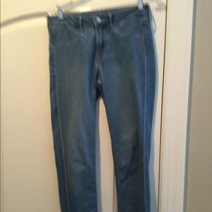 Ladies Skinny Ankle jeans by H & M. Size 28.